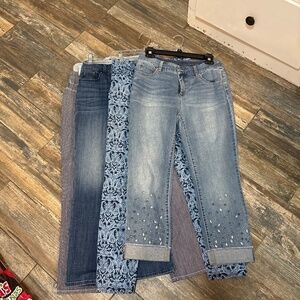 Women’s lot of Chicos Jeans